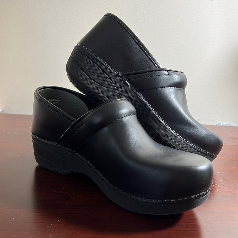 Women’s Dansko XP 2.0 Pull-Ons Size 8.5-9